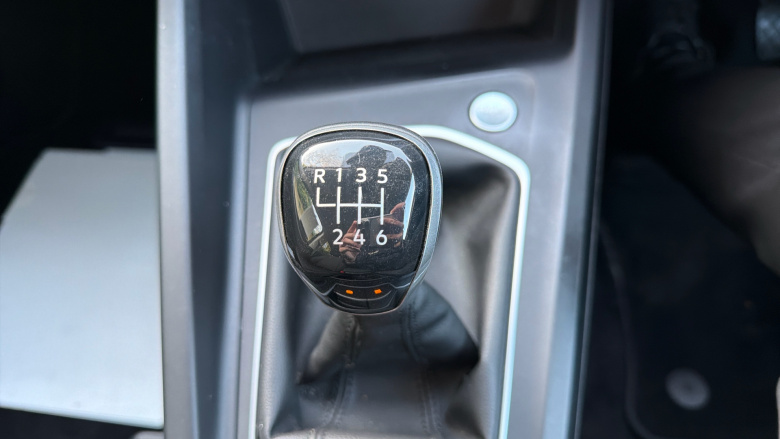 Volkswagen Golf 1.0 TSI Life 5dr Petrol Hatchback